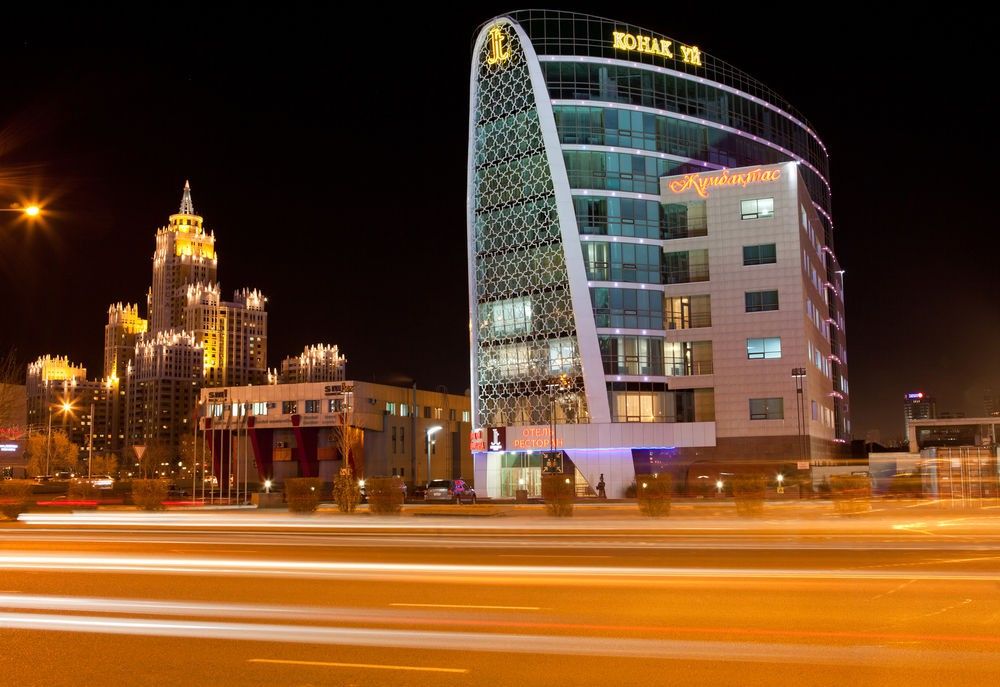 Jumbaktas Astana Hotel Exterior photo
